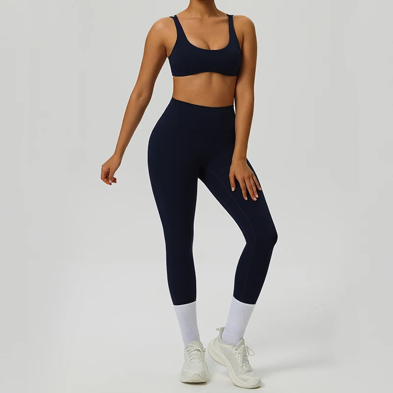 2-Piece Yoga Set with Shockproof Bra and Leggings